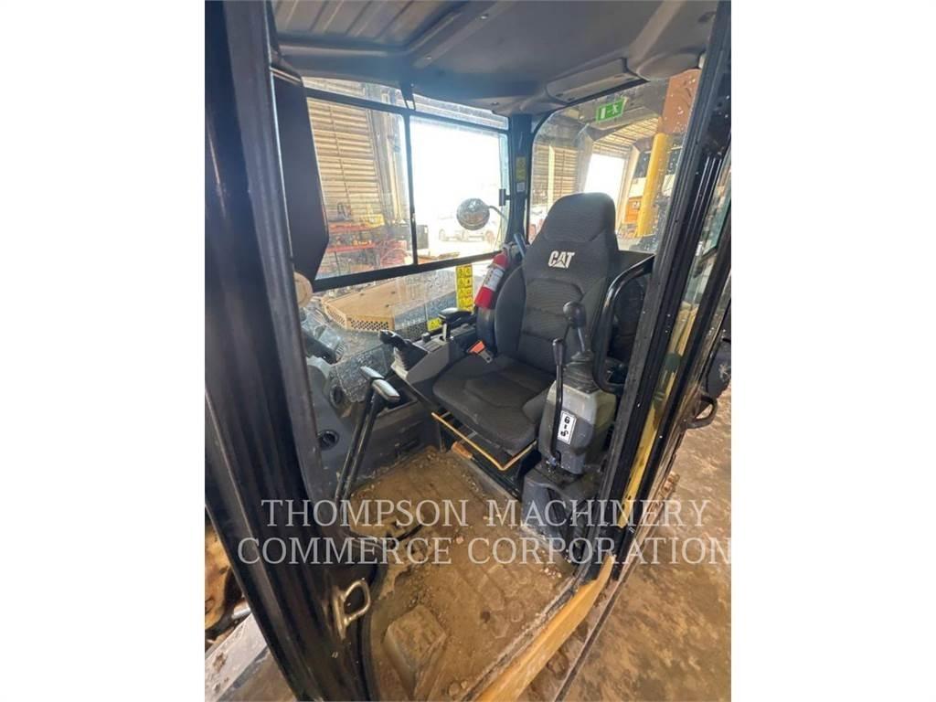 CAT 306-07CR 履带挖掘机