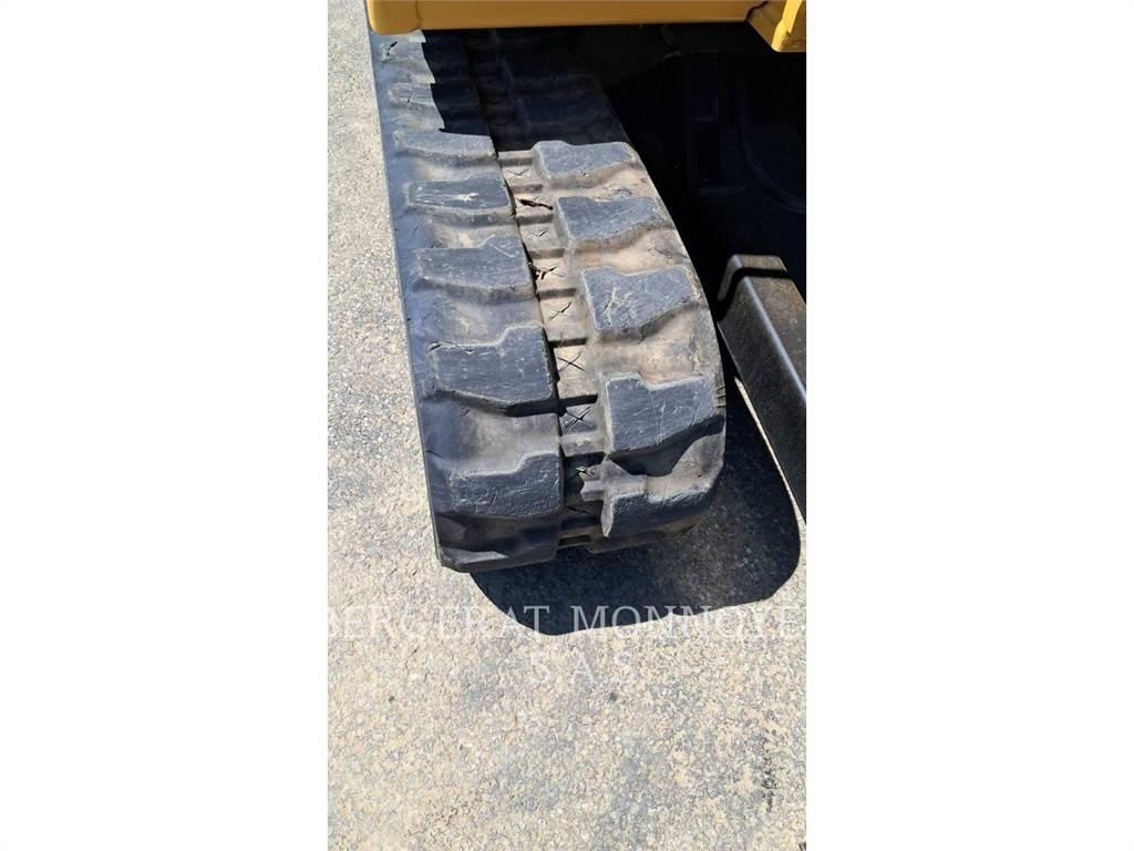 CAT 306 CR 履带挖掘机