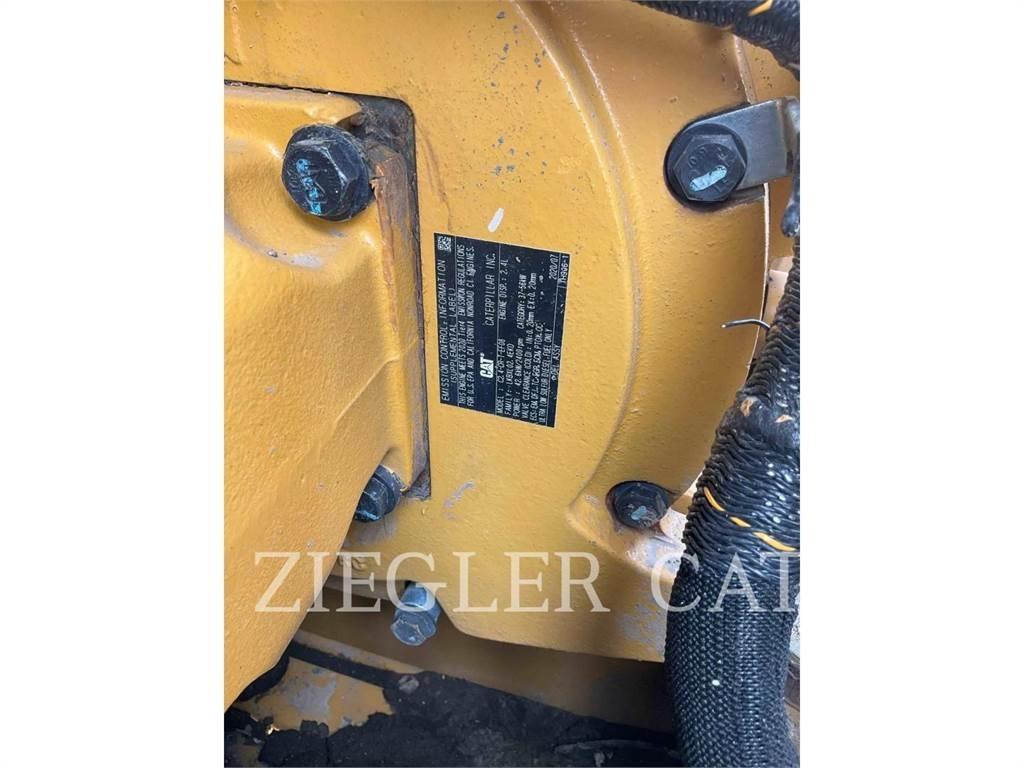 CAT 30607CR 履带挖掘机