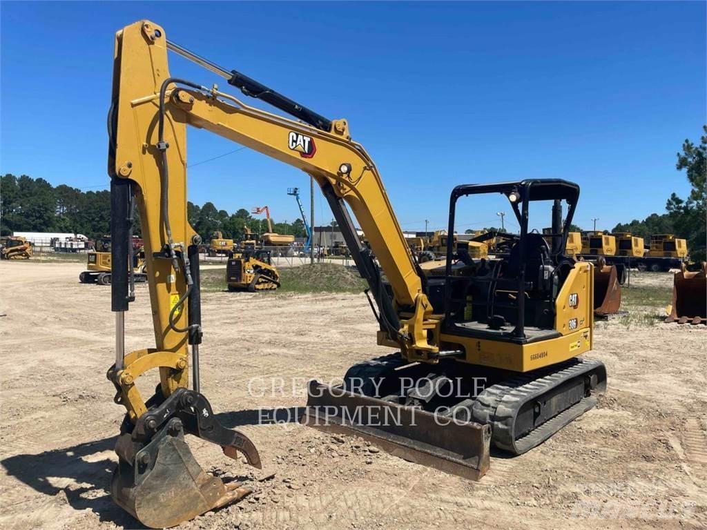 CAT 30607CR 履带挖掘机