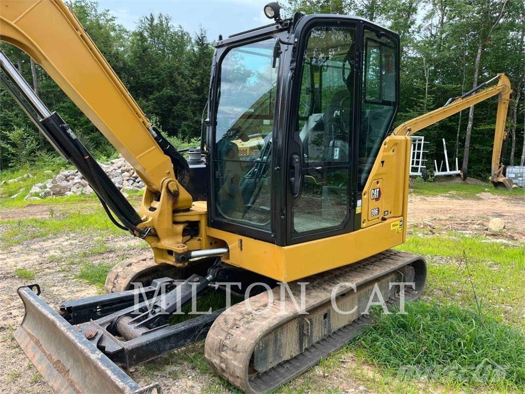 CAT 30607CR 履带挖掘机