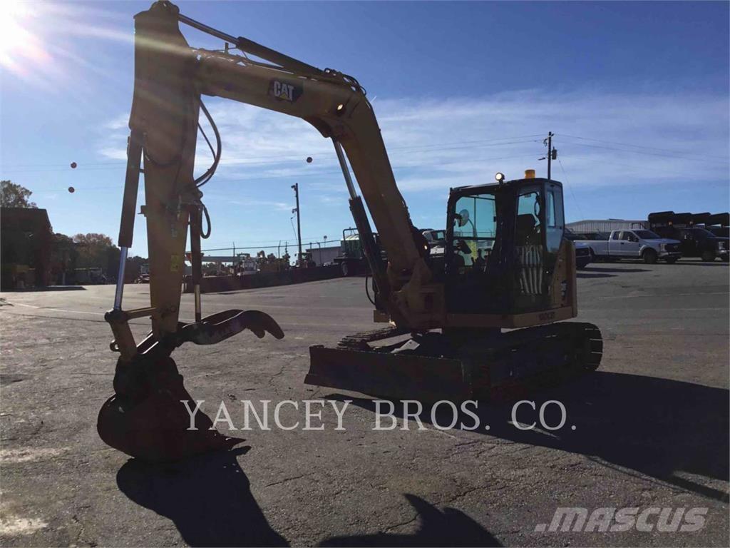 CAT 30807CR 履带挖掘机