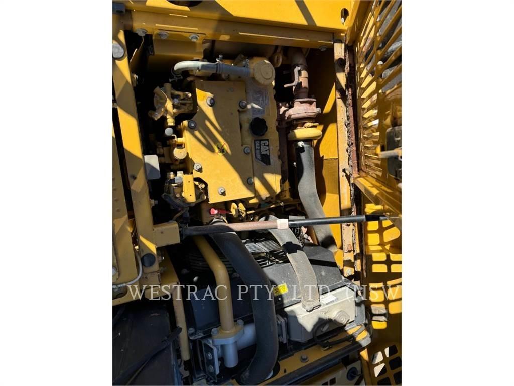 CAT 311DLRR 履带挖掘机