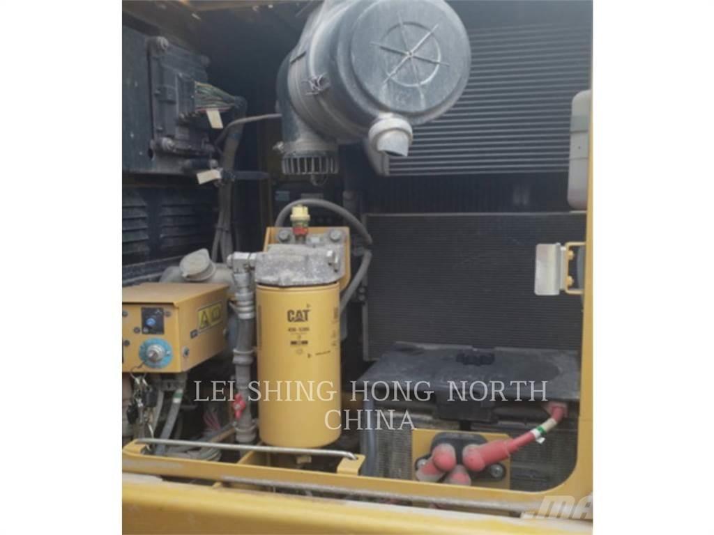 CAT 313D2GC 履带挖掘机