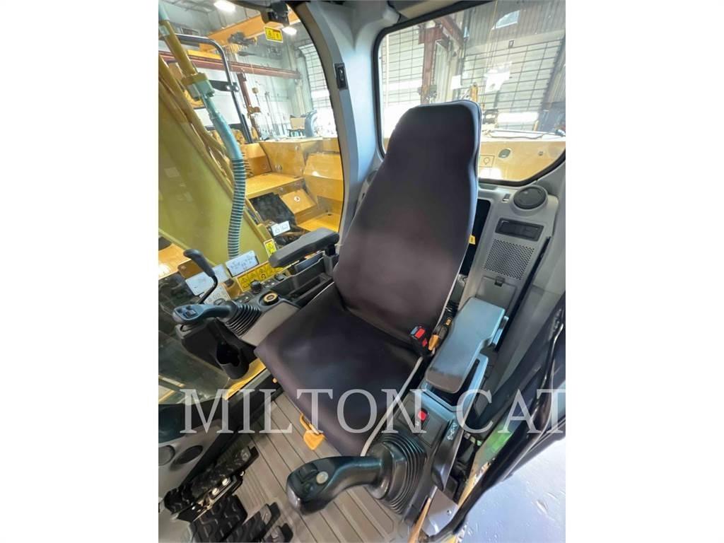 CAT 31507 履带挖掘机