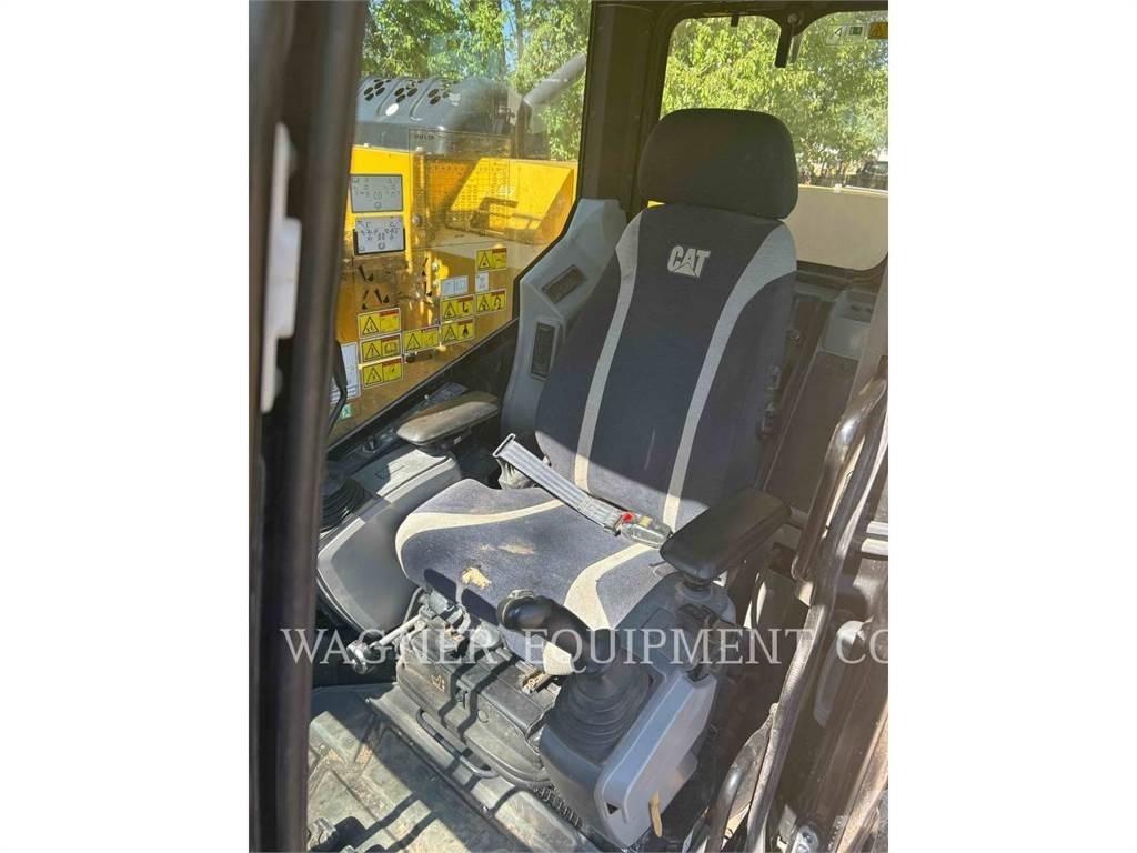 CAT 315FL 履带挖掘机