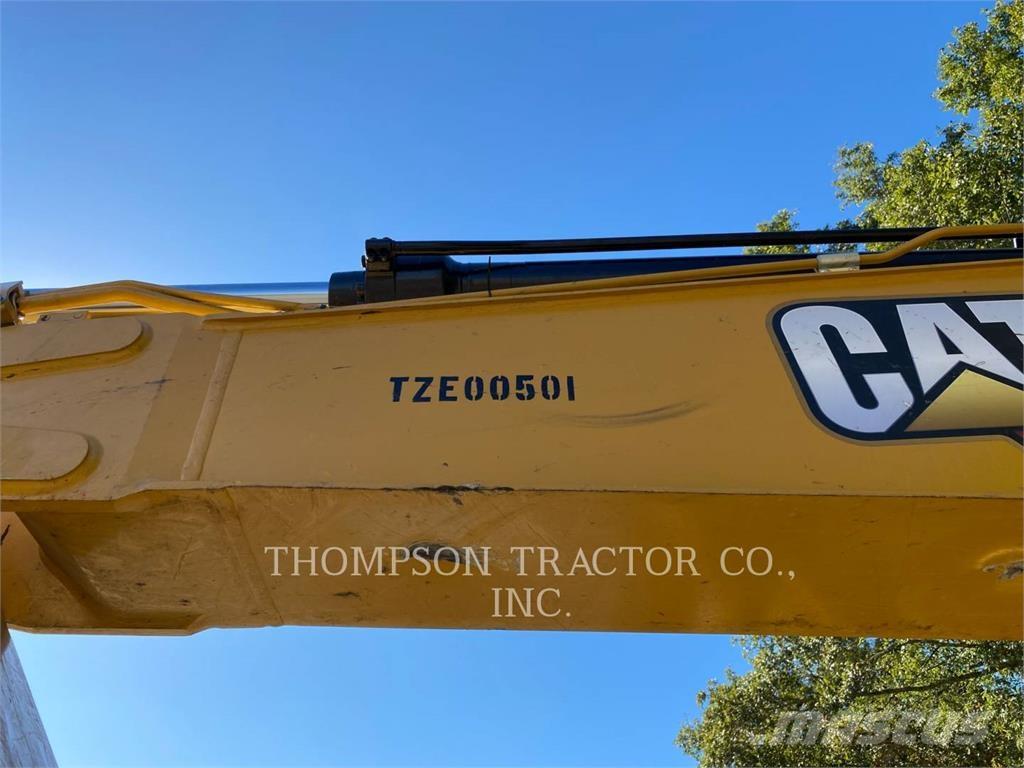 CAT 317 履带挖掘机