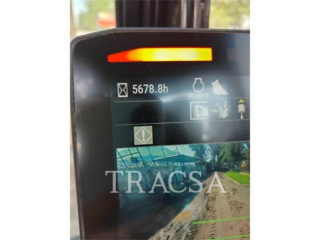 CAT 320 履带挖掘机