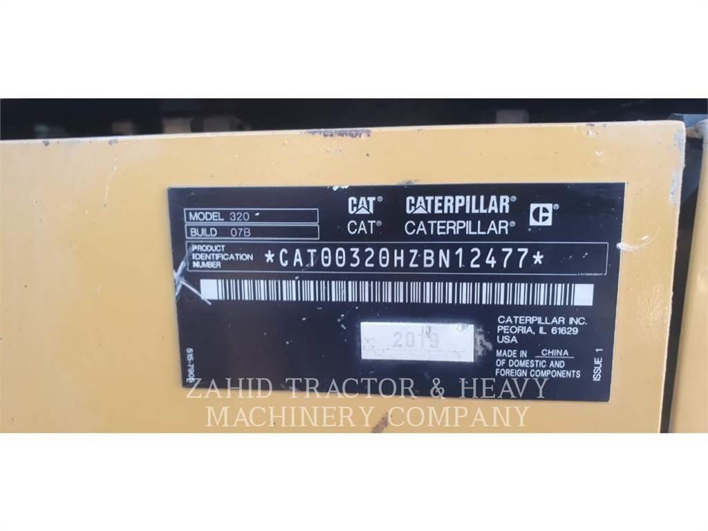 CAT 320 履带挖掘机