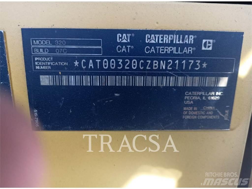 CAT 320 履带挖掘机