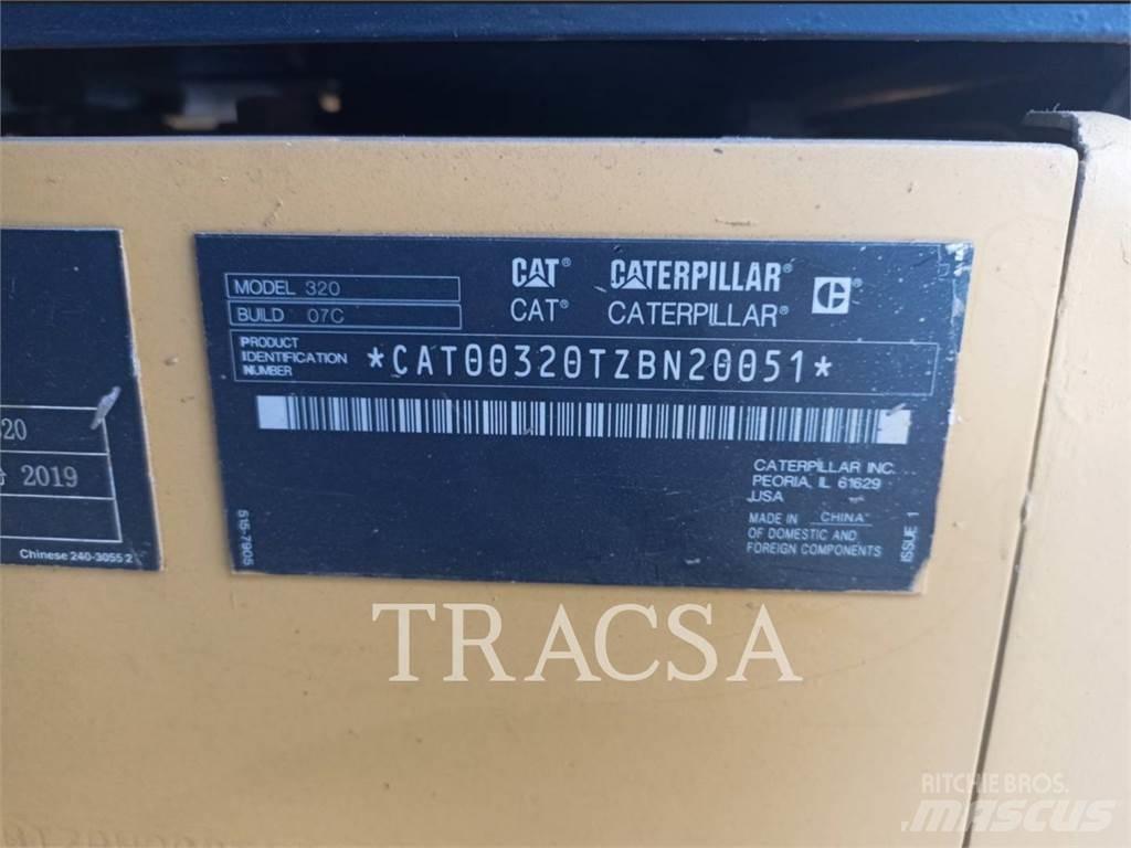 CAT 320 履带挖掘机