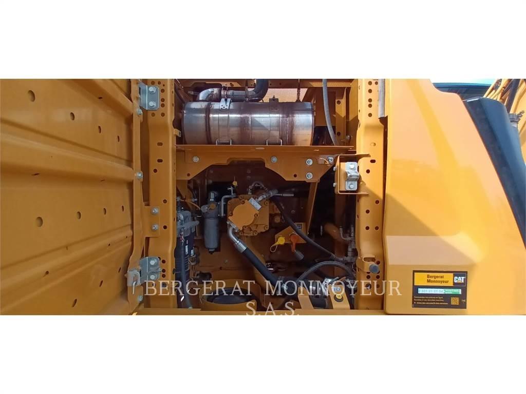 CAT 320 履带挖掘机