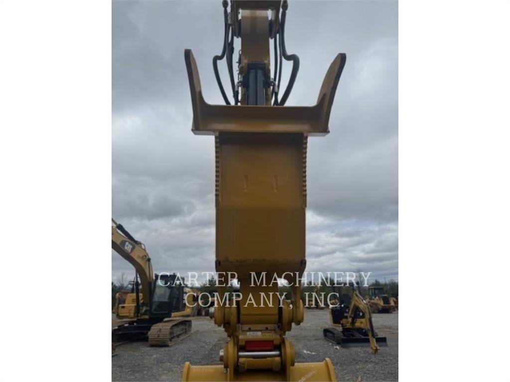 CAT 320 履带挖掘机