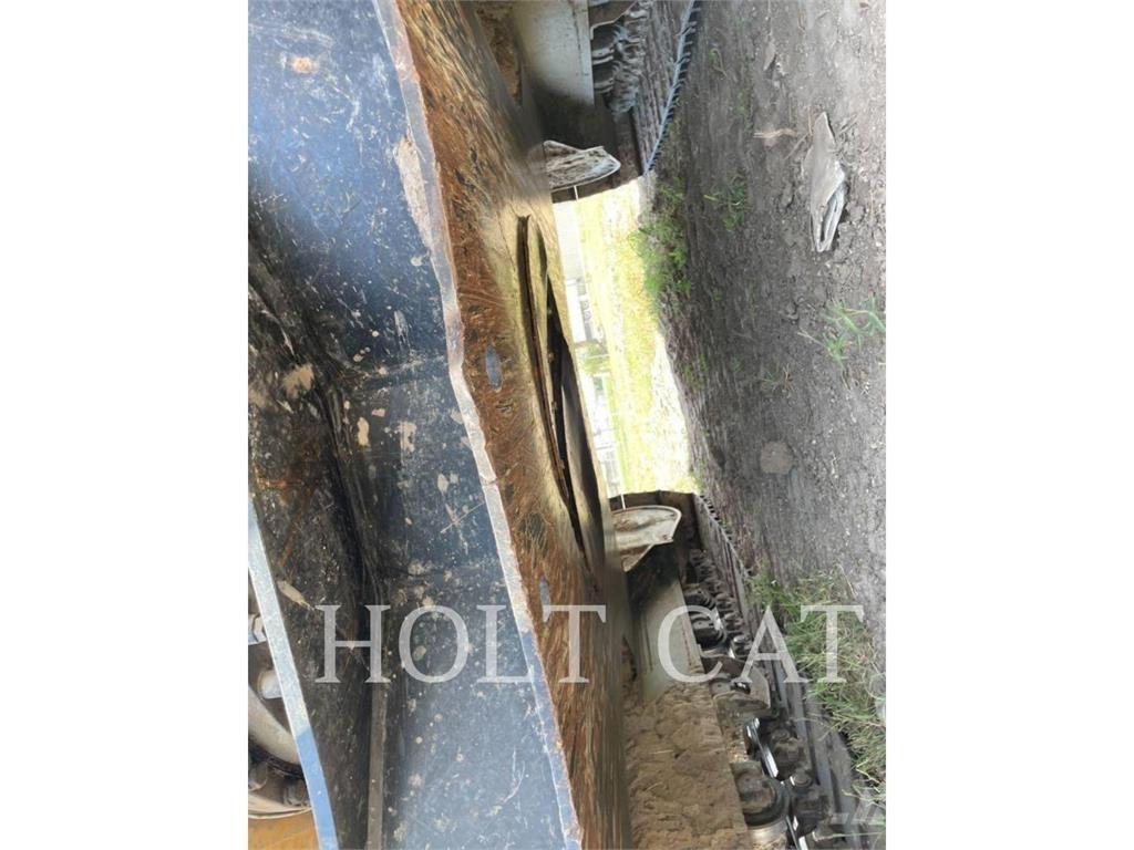 CAT 320 履带挖掘机