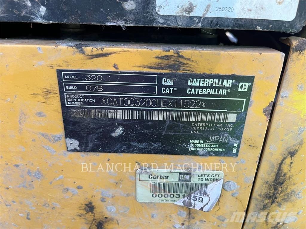 CAT 320 履带挖掘机