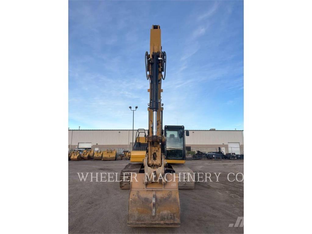 CAT 320 履带挖掘机