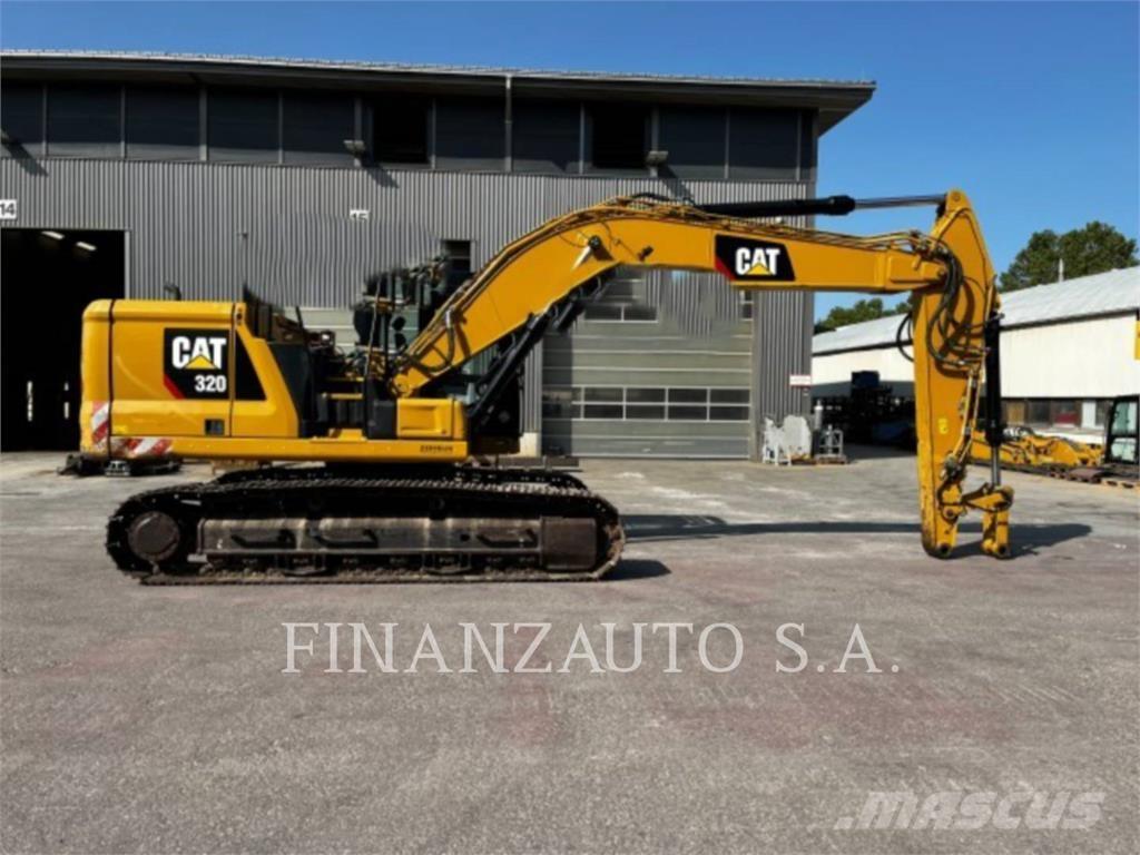 CAT 320 履带挖掘机