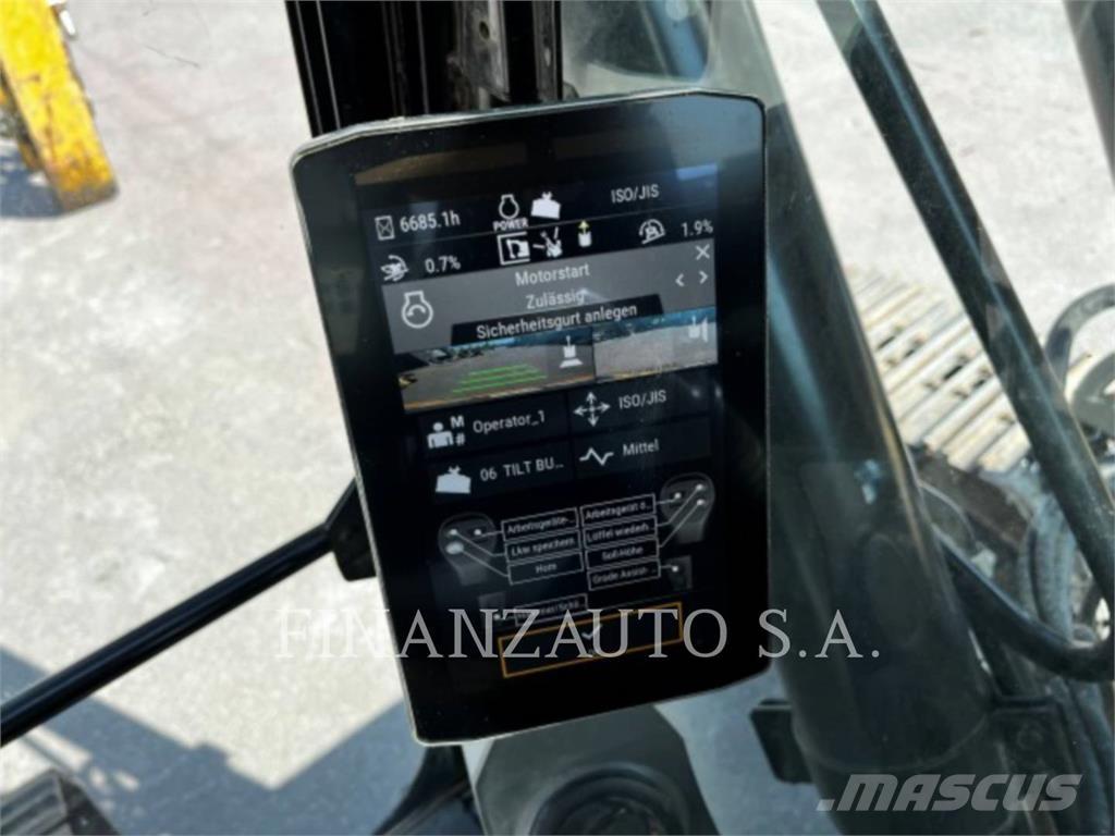 CAT 320 履带挖掘机