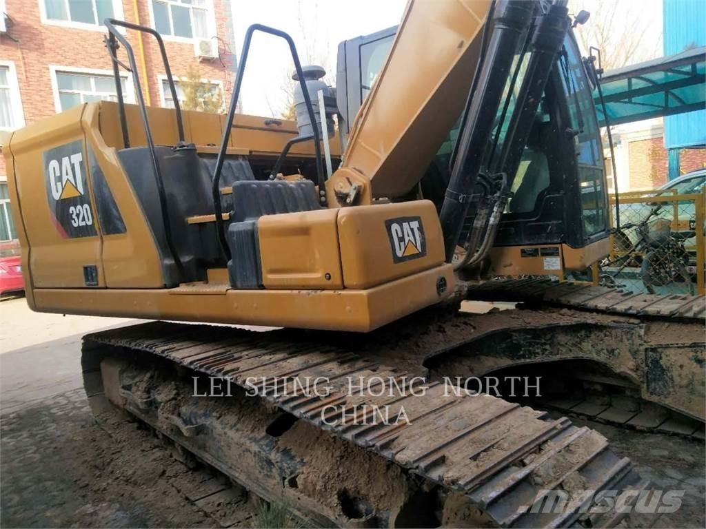 CAT 320-07 履带挖掘机