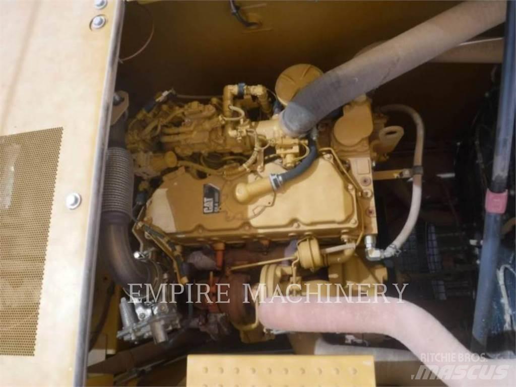 CAT 320-07 P 履带挖掘机