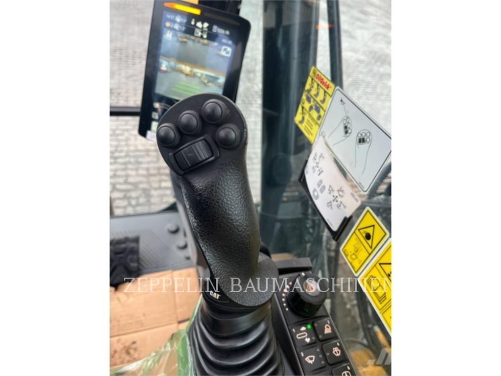 CAT 320-07D 履带挖掘机