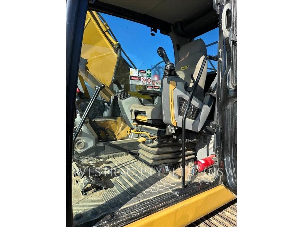 CAT 320 2D 履带挖掘机