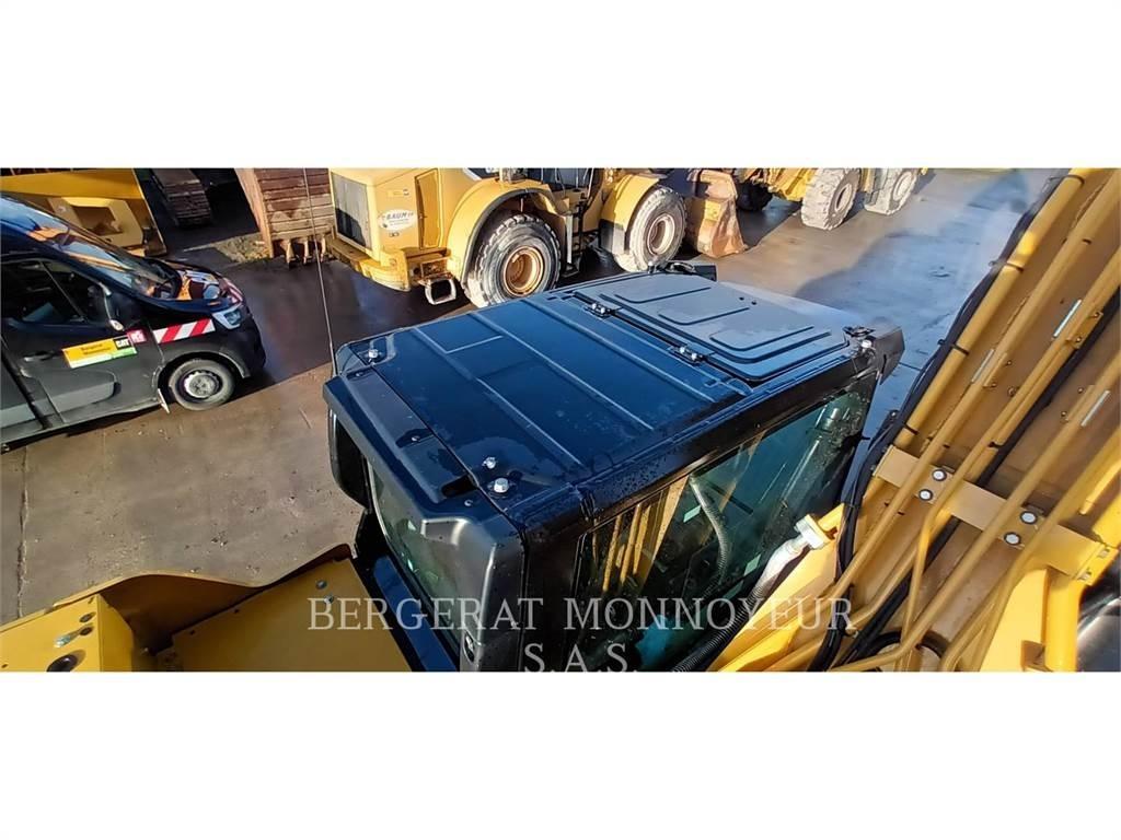 CAT 320 GC 履带挖掘机