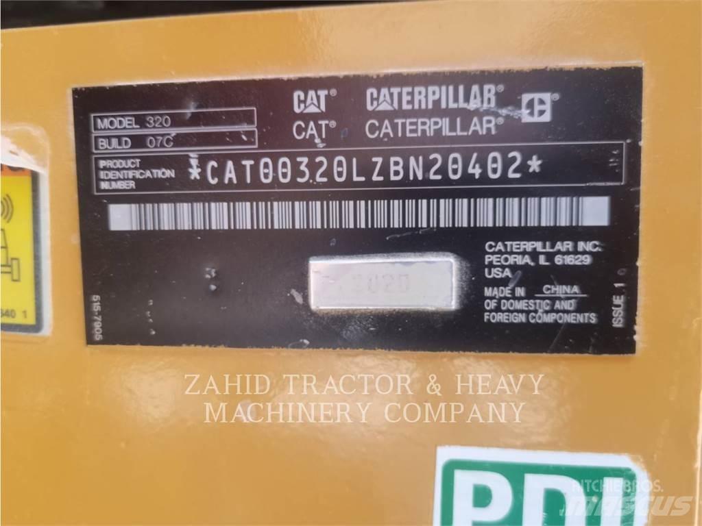 CAT 32007 履带挖掘机
