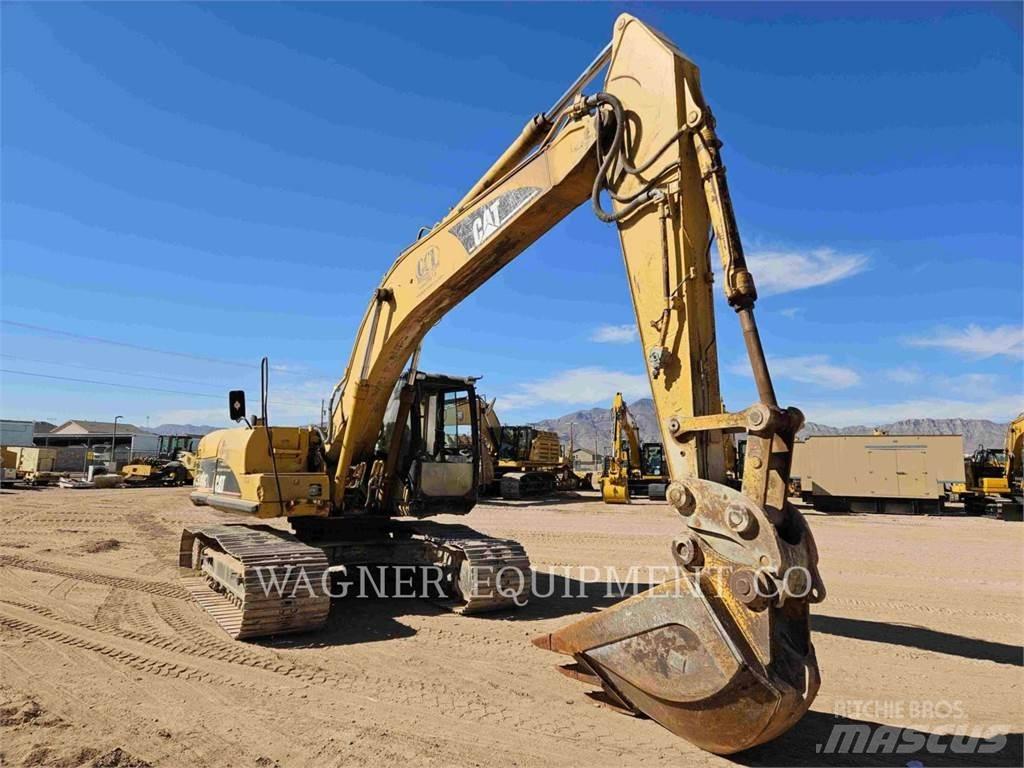 CAT 320CL 履带挖掘机