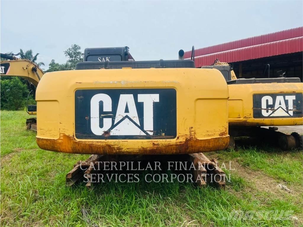 CAT 320D 履带挖掘机