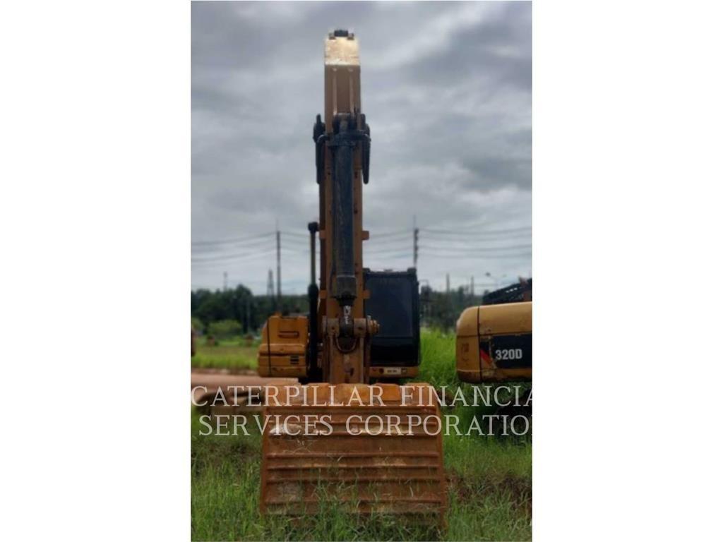 CAT 320D 履带挖掘机