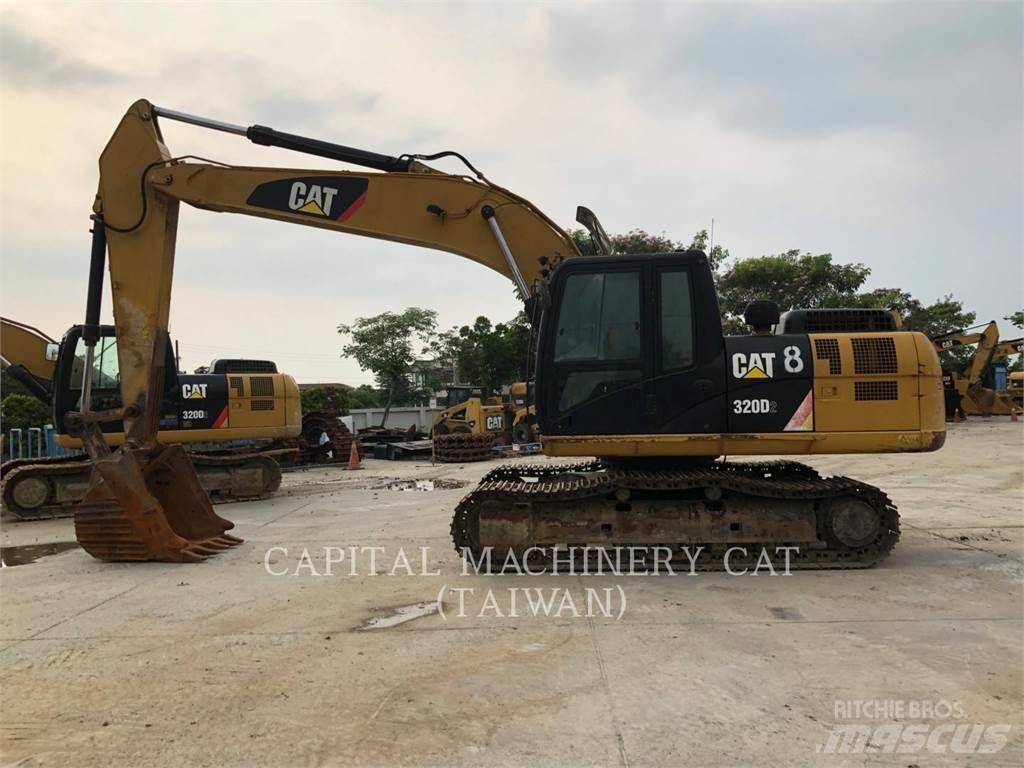 CAT 320D2 履带挖掘机