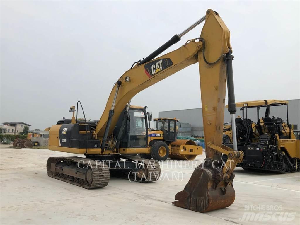 CAT 320D2 履带挖掘机