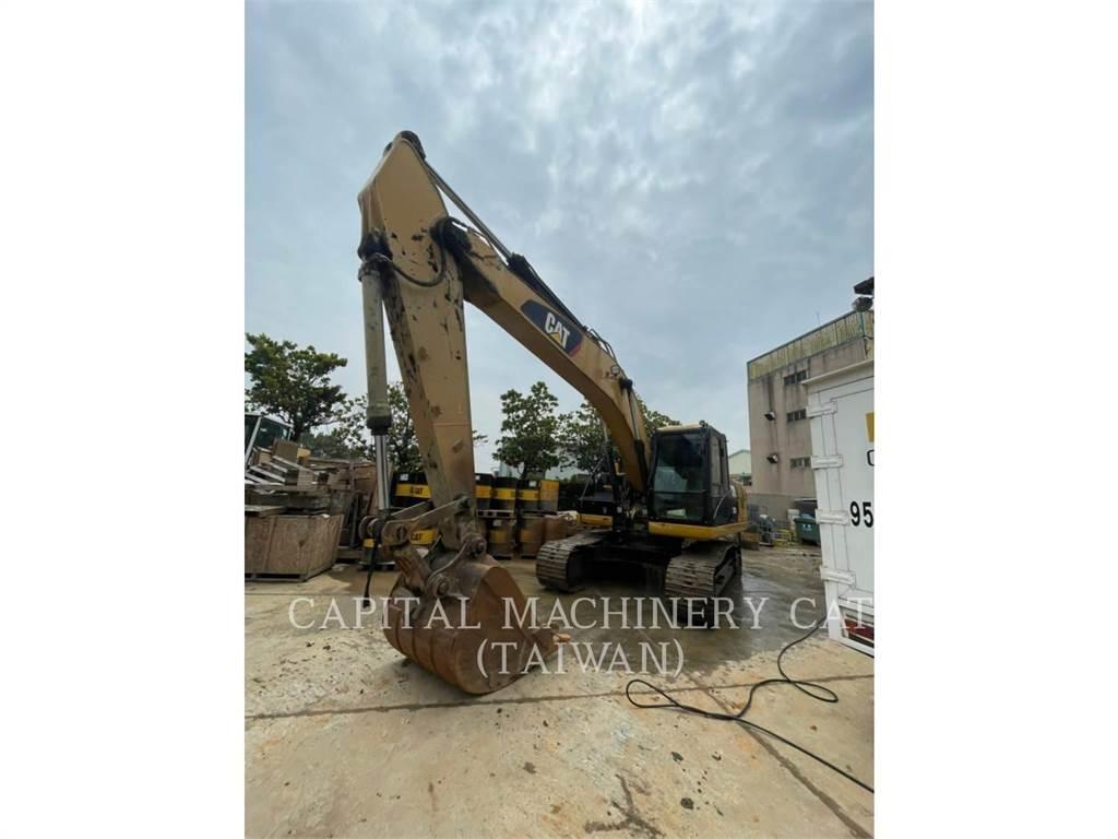CAT 320D2 履带挖掘机