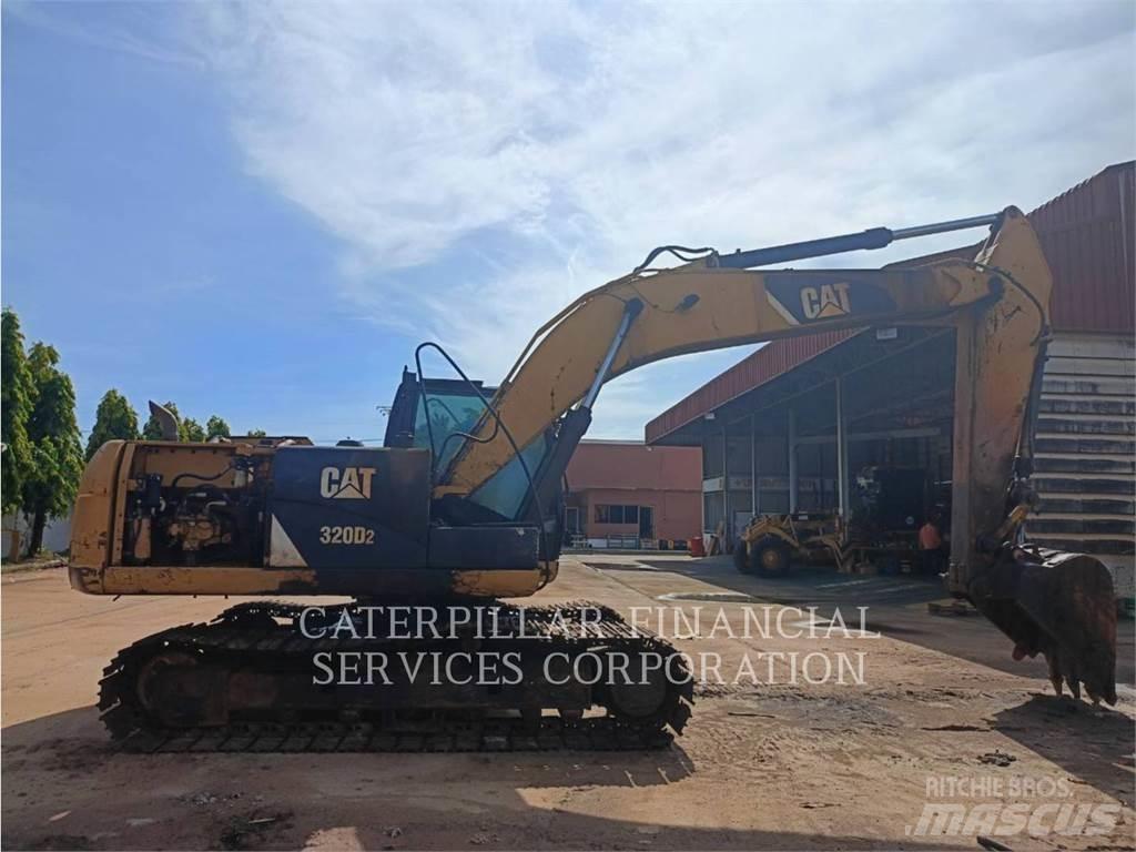 CAT 320D2 履带挖掘机