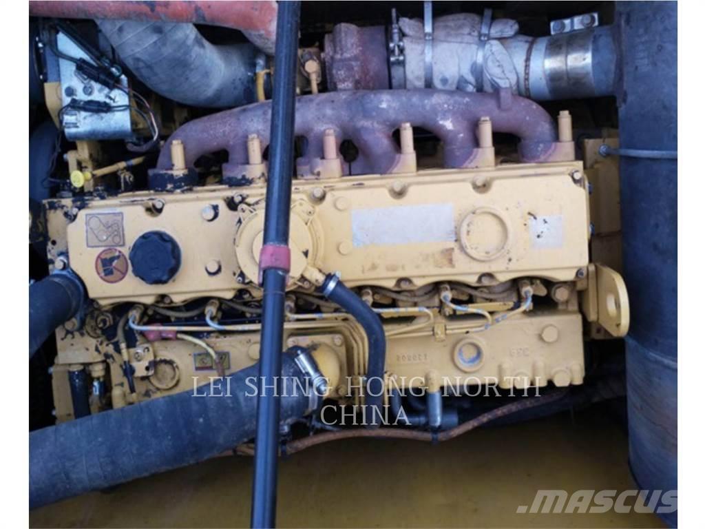 CAT 320D2 履带挖掘机