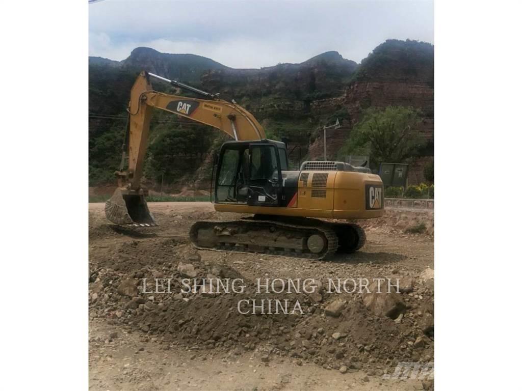 CAT 320D2 履带挖掘机