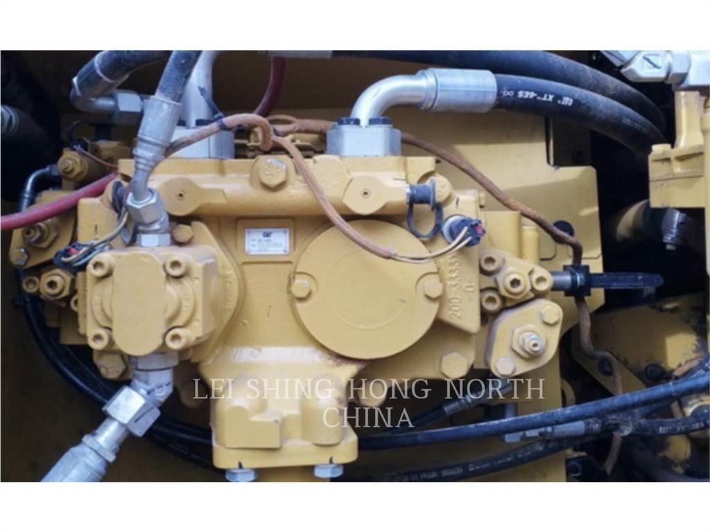 CAT 320D2 履带挖掘机