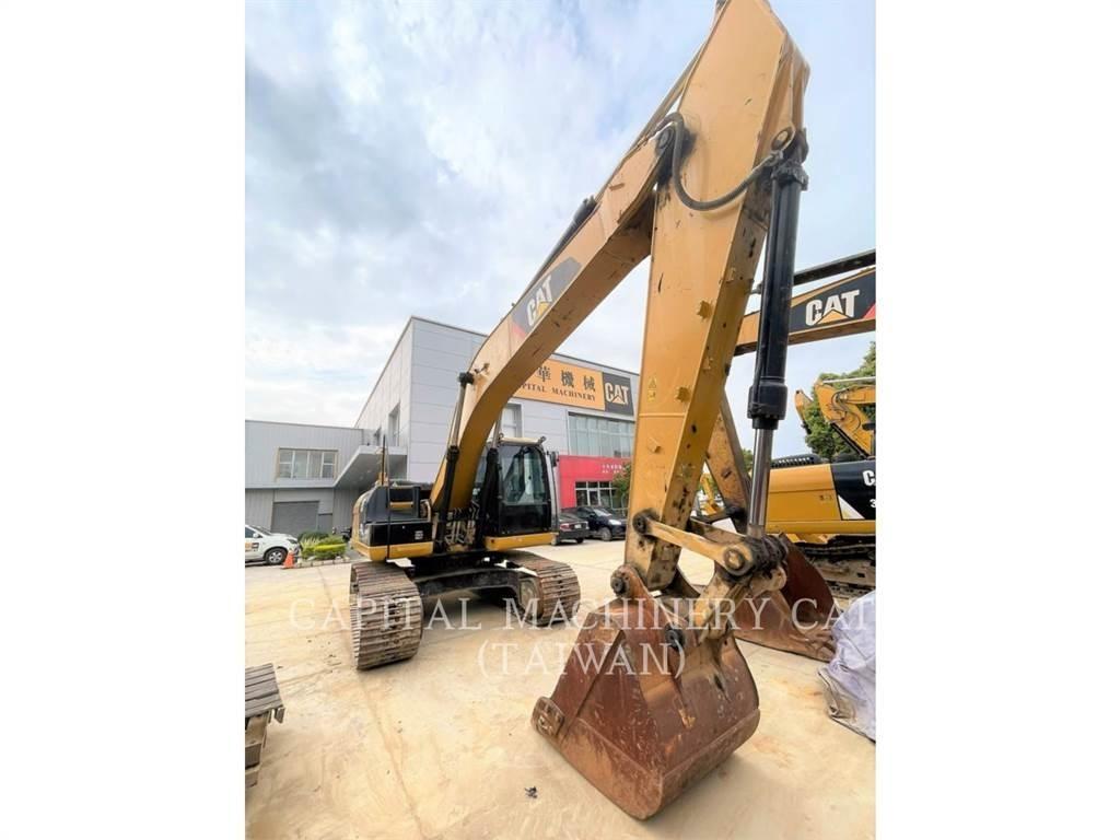 CAT 320D2 履带挖掘机