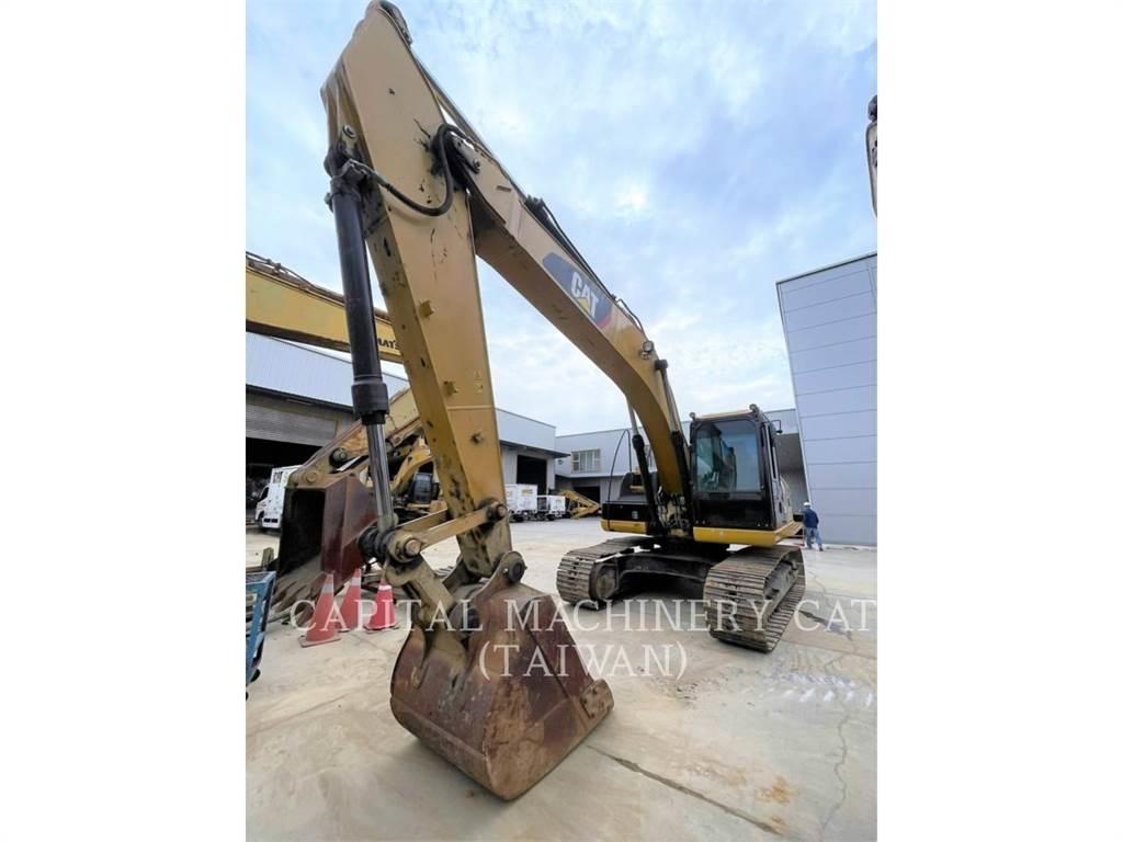 CAT 320D2 履带挖掘机