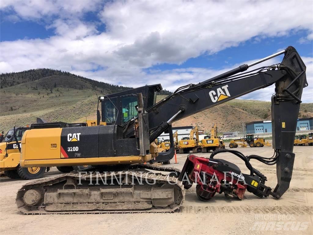 CAT 320D2 FM 挖坑机