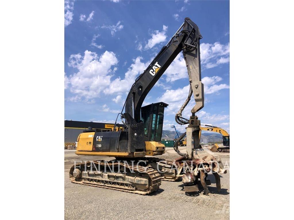 CAT 320D2 FM 挖坑机