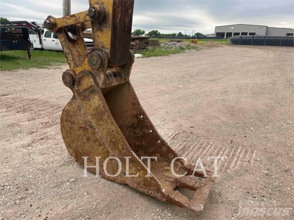 CAT 320EL 履带挖掘机
