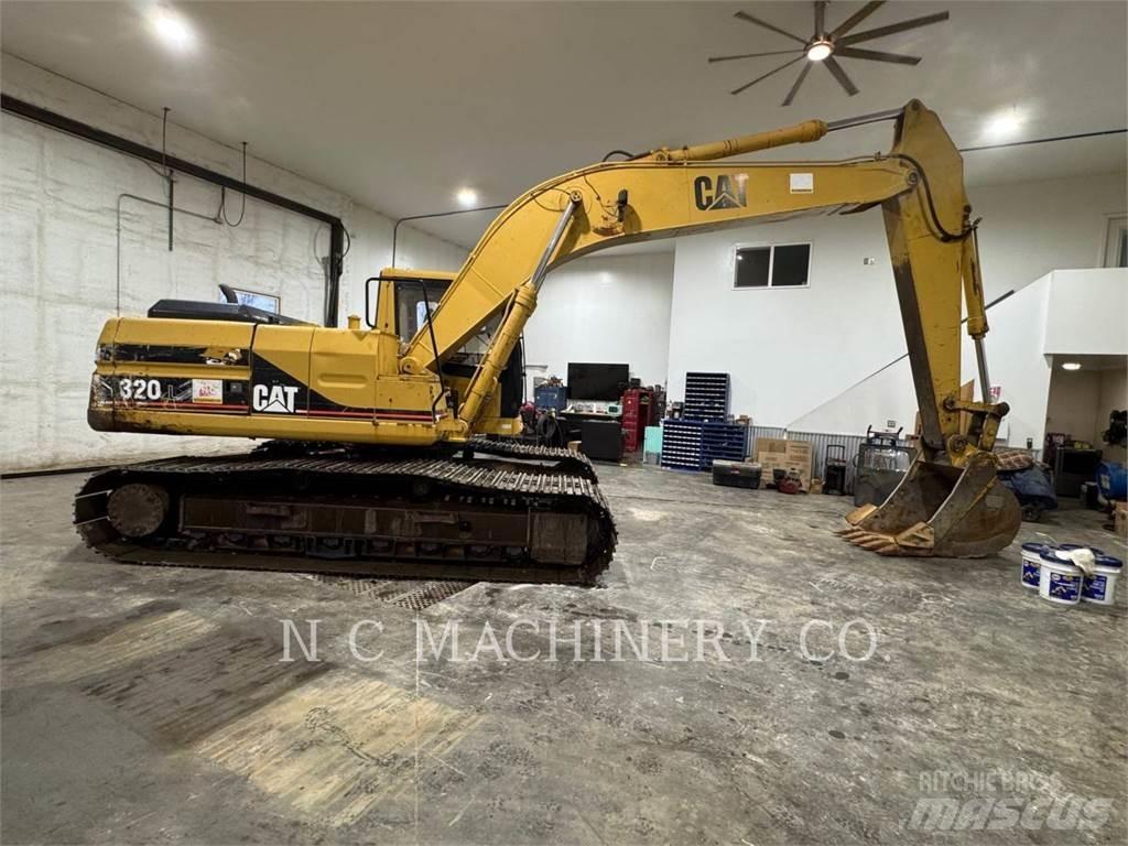 CAT 320L 履带挖掘机