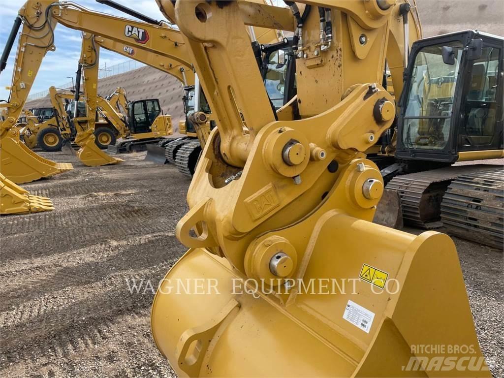 CAT 323 履带挖掘机