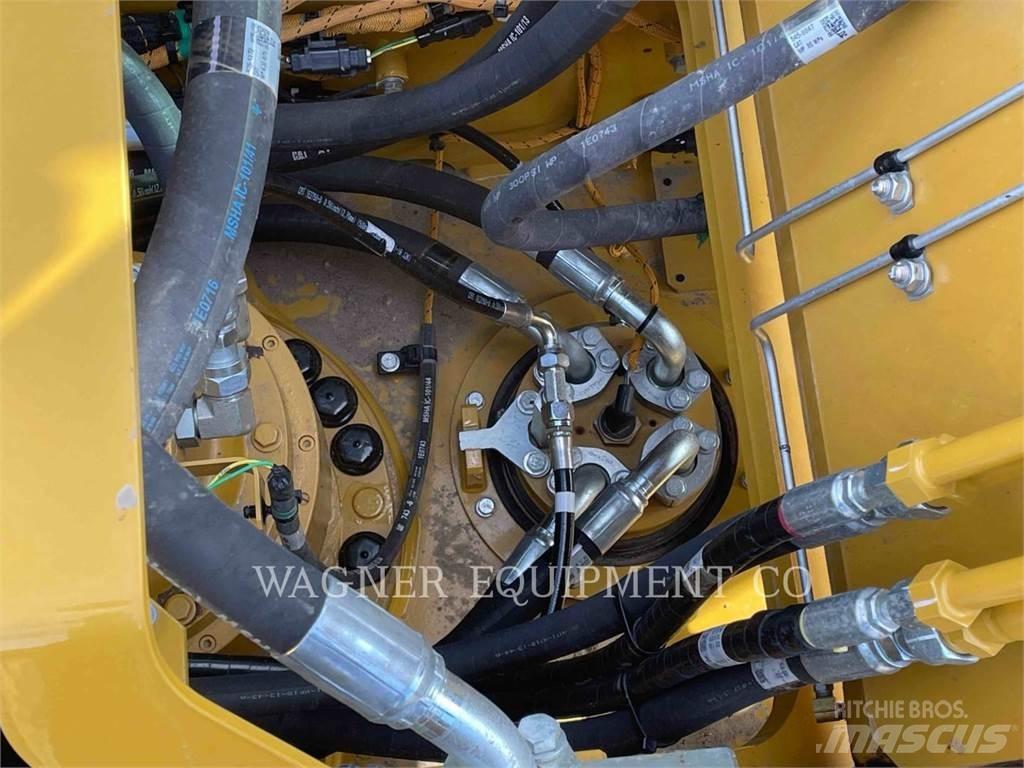 CAT 323 履带挖掘机