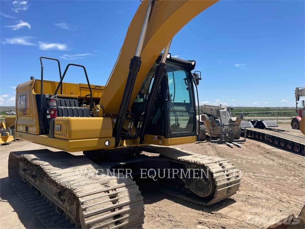 CAT 323 履带挖掘机