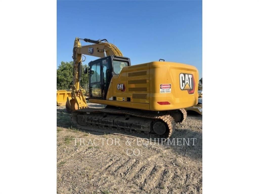 CAT 323 履带挖掘机