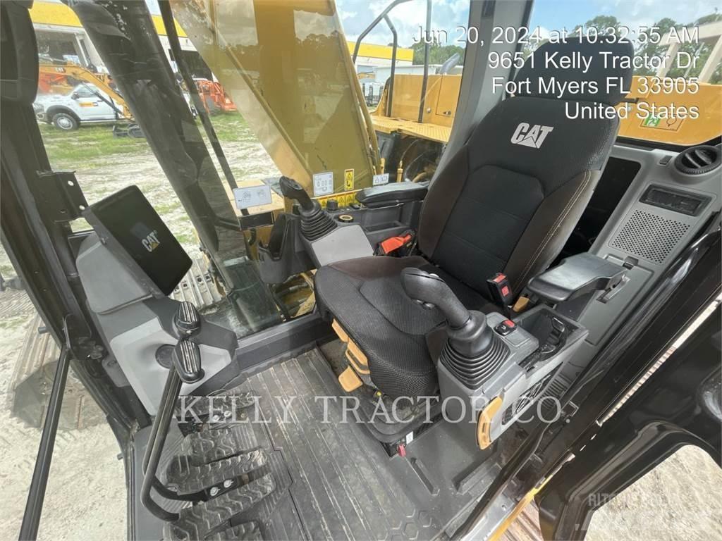 CAT 323 履带挖掘机