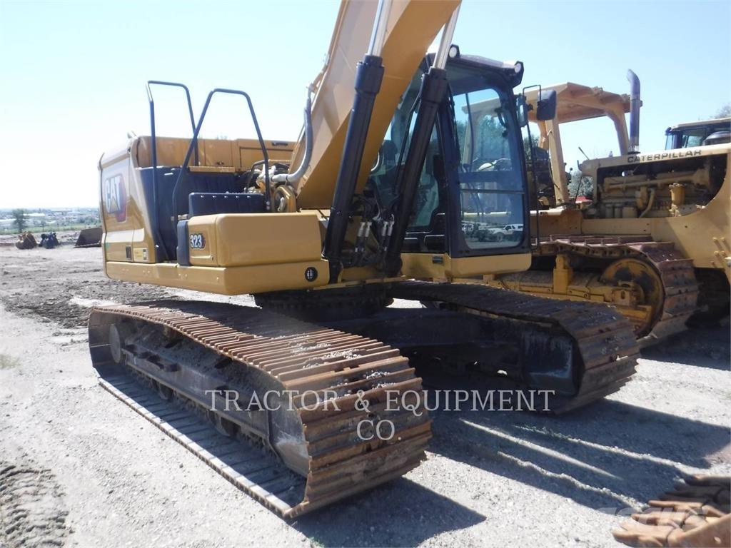 CAT 323 履带挖掘机